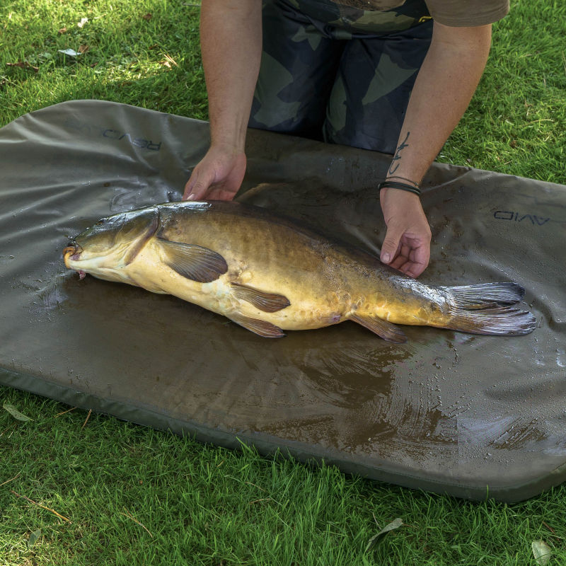 Avid Carp Revolve Folding Flat Mat